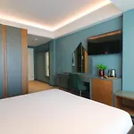Porta Kavalja Hotel *