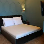 Hotel Porta Kavalja Golem (Tirana)