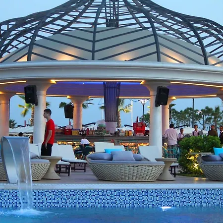 Porta Kavalja 酒店 格勒姆