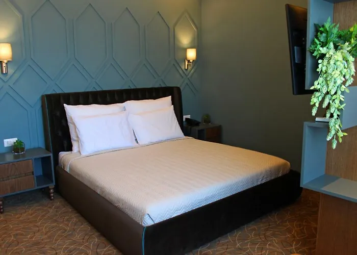 Hotel Porta Kavalja Golem (Tirana)